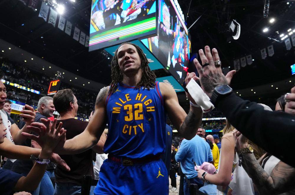 掘金绝杀时刻,官方宣布新规点燃赛场,火箭迎来胜利! 掘金绝杀时刻,官方宣布新规点燃赛场,火箭迎来胜利!